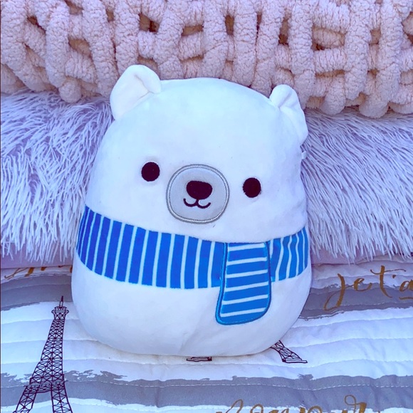 Squishmallow White Polar Bear Brooke 